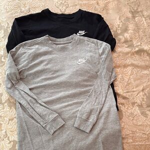 Nike Black and GrayLong sleeve T- size M